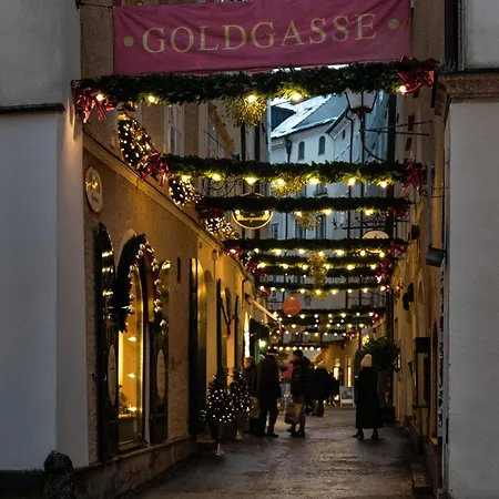 Altstadt-app. Domblick! Apartamento Salzburgo